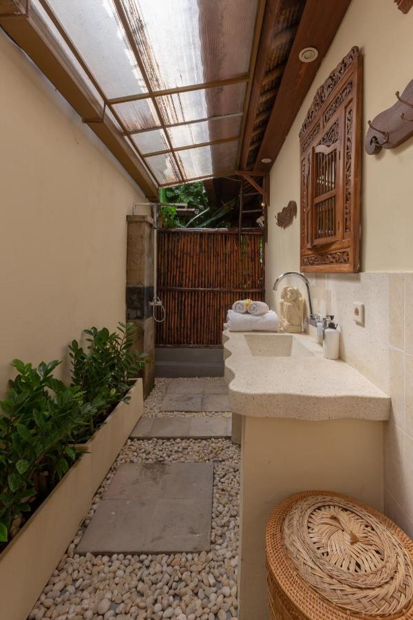 Poppy Villa Seminyak (Bali)
